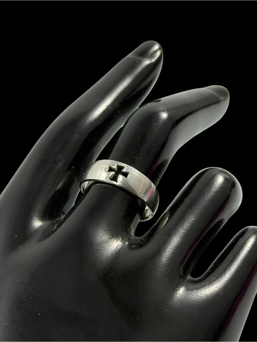 Vintage Sterling Silver 925 Cutout Cross Band Ring Size 7 Christian Jesus 7mm
